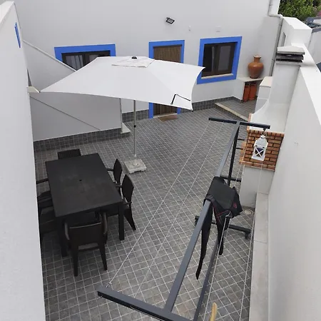 Casa Da Praca I Апартаменты Amoreira (Leiria)