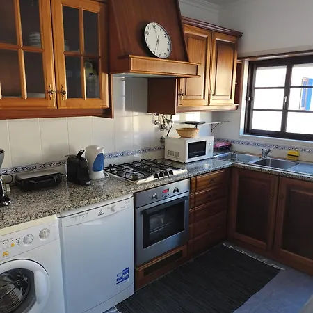 Casa Da Praca I Amoreira (Leiria)